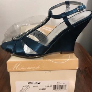 Formal wedges, size 6.5, color: peacock